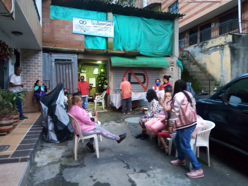 Encuentro comunitario de CORASEARES en Medellín